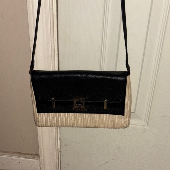 Kate Spade Cobble Hill Crossbody - Picture 2 of 14